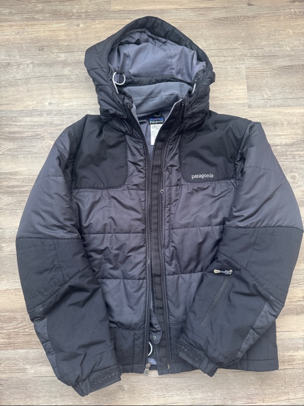 Patagonia Nano Puff Hoody Mens Small Black Jacket Insulated Packable